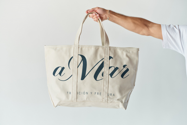 Mockup - Diseñador en San Vicente